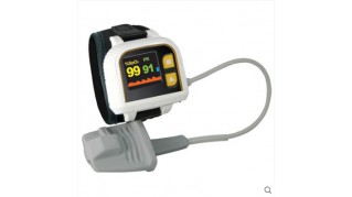 力康腕式脉搏血氧仪Prince-100H 监测血氧饱和度