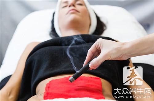 膻中穴可以艾灸吗_膻中可以艾灸吗